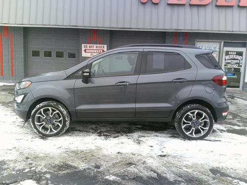 2020 Ford EcoSport SES