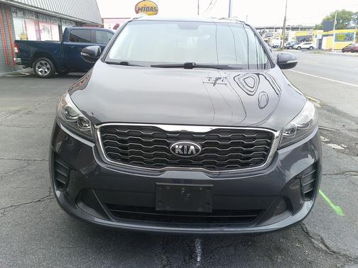 Platinum Graphite 2019 Kia Sorento LX