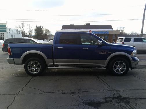 2017 RAM 1500 Laramie