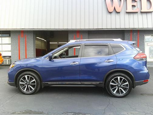 2017 Nissan Rogue SL