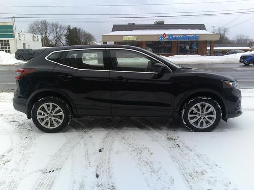 2020 Nissan Rogue Sport S