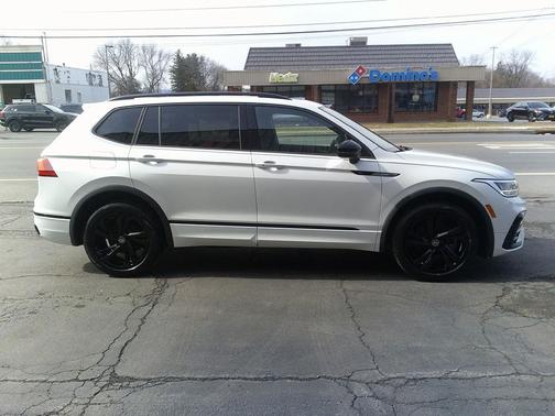 2023 Volkswagen Tiguan 2.0T SE R-Line Black 4MOTION