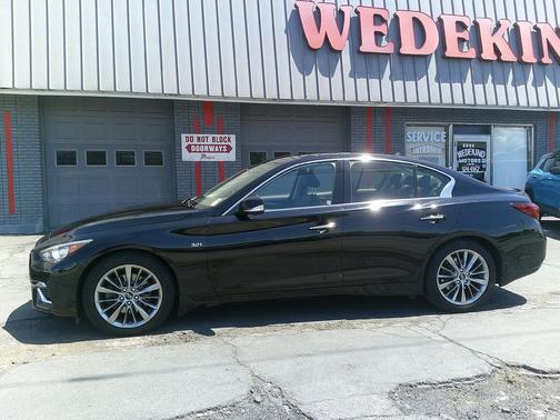 Black Obsidian 2019 INFINITI Q50 3.0t LUXE