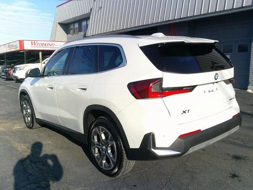 2023 BMW X1 xDrive28i
