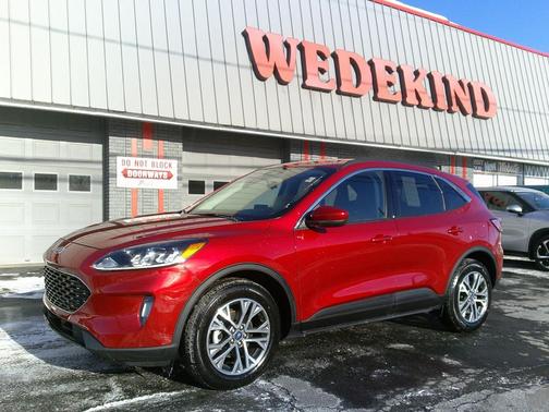 2022 Ford Escape SEL