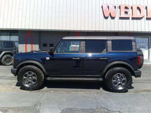 Antimatter Blue Metallic 2021 Ford Bronco Big Bend