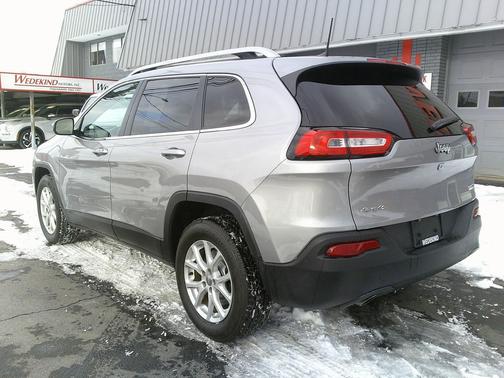 2018 Jeep Cherokee Latitude Plus
