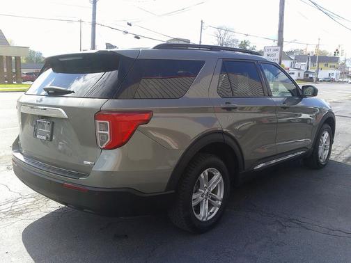 Silver Spruce Metallic 2020 Ford Explorer XLT