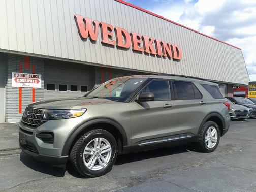 Silver Spruce Metallic 2020 Ford Explorer XLT
