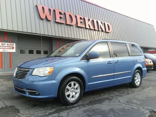 2011 Chrysler Town & Country Touring