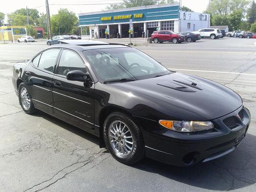 Black 2001 Pontiac Grand Prix GT