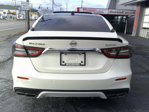 2023 Nissan Maxima 3.5 Platinum
