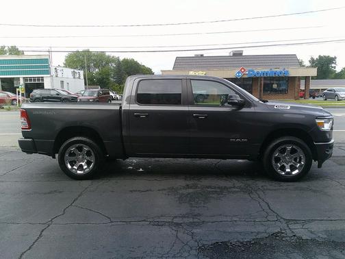 Granite Crystal Metallic Clearcoat 2022 RAM 1500 Big Horn/Lone Star