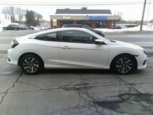 2017 Honda Civic LX-P