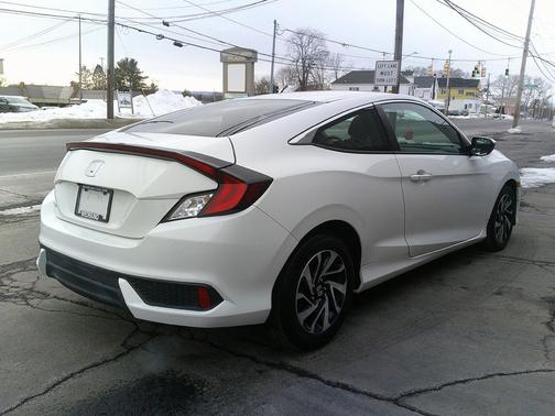 2017 Honda Civic LX-P