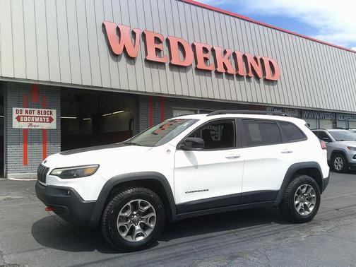 Bright White Clearcoat 2022 Jeep Cherokee Trailhawk
