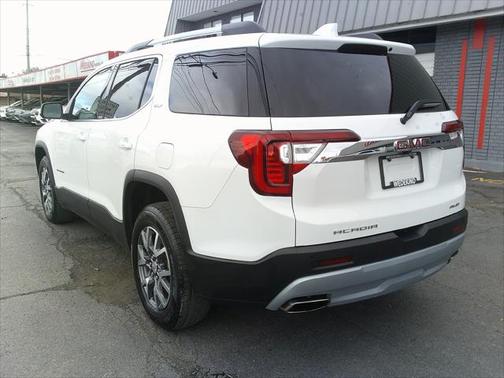2023 GMC Acadia AWD SLT