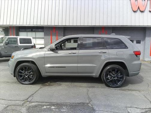 2021 Jeep Grand Cherokee Laredo