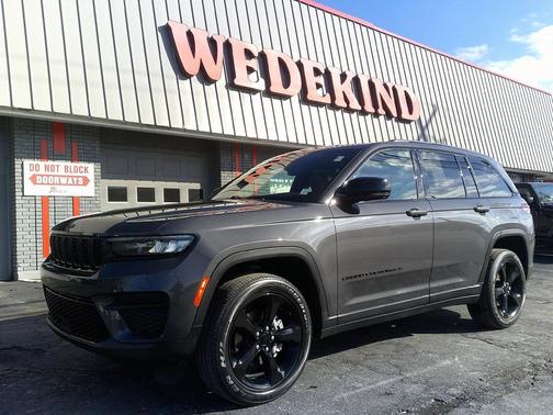 2023 Jeep Grand Cherokee Altitude