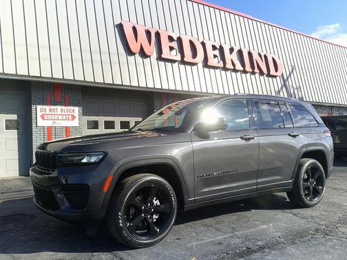 2023 Jeep Grand Cherokee Altitude