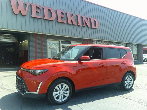 Inferno Red 2023 Kia Soul LX