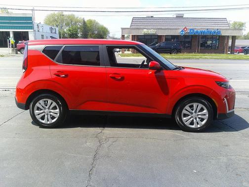 Inferno Red 2023 Kia Soul LX