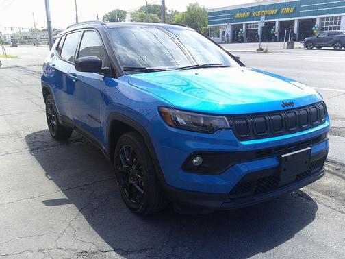 Laser Blue Pearlcoat 2022 Jeep Compass Latitude