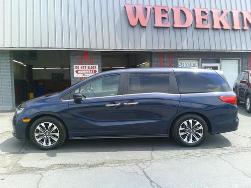 Obsidian Blue Pearl 2022 Honda Odyssey EX-L