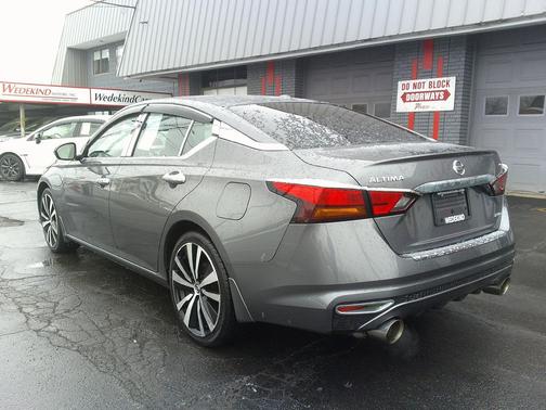2019 Nissan Altima 2.5 SR