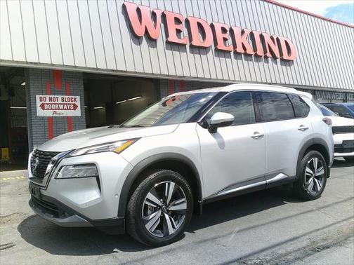 2022 Nissan Rogue SL