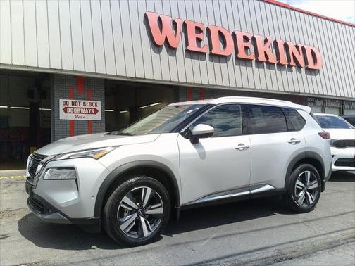 2022 Nissan Rogue SL