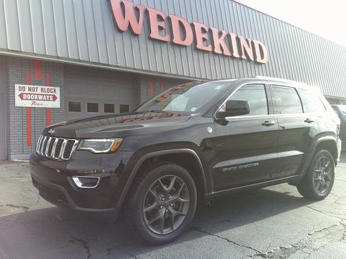 2020 Jeep Grand Cherokee Laredo
