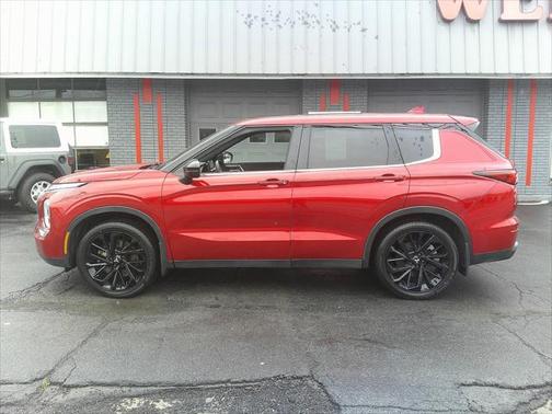 2022 Mitsubishi Outlander Black Edition S-AWC