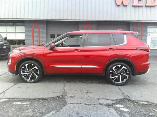 2022 Mitsubishi Outlander Black Edition S-AWC
