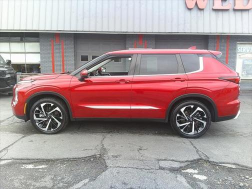 2022 Mitsubishi Outlander Black Edition S-AWC