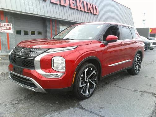 2022 Mitsubishi Outlander Black Edition S-AWC