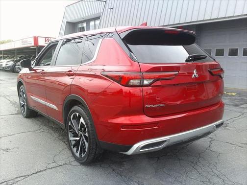 2022 Mitsubishi Outlander Black Edition S-AWC