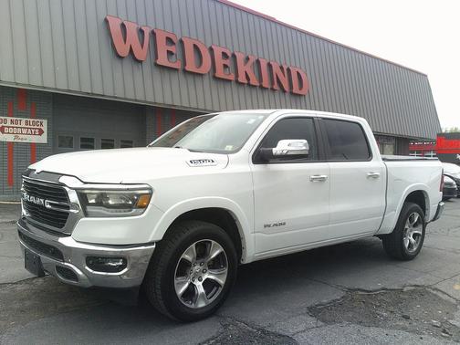 Bright White Clearcoat 2021 RAM 1500 Laramie