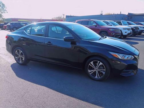 Super Black 2022 Nissan Sentra SV