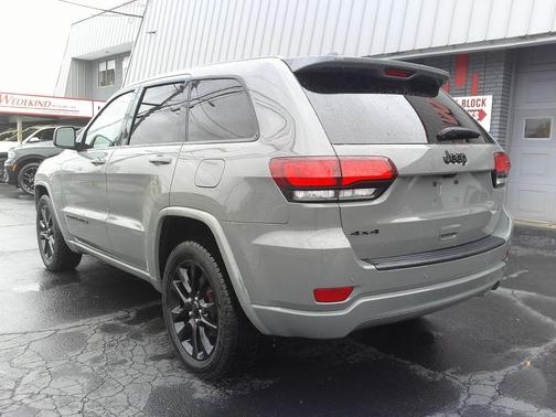 2021 Jeep Grand Cherokee Laredo