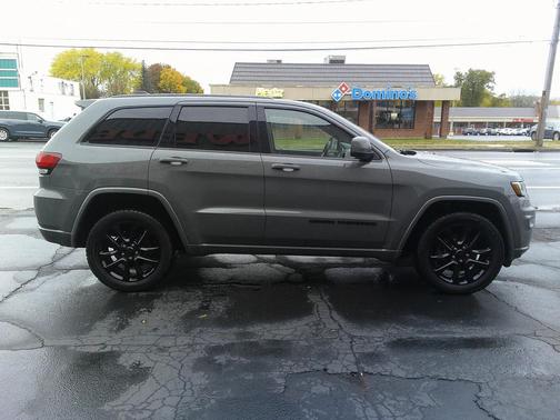 2021 Jeep Grand Cherokee Laredo