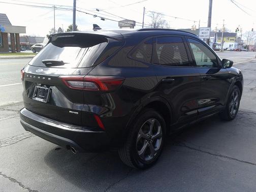 Agate Black 2024 Ford Escape ST-Line
