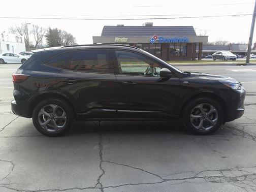 Agate Black 2024 Ford Escape ST-Line