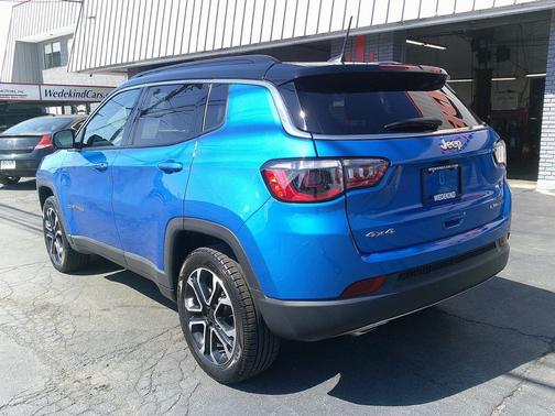 Redline Pearlcoat 2023 Jeep Compass Limited