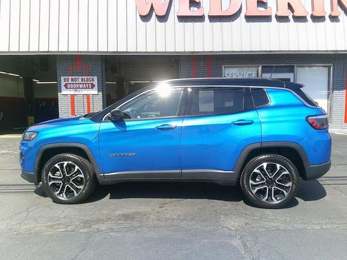 Redline Pearlcoat 2023 Jeep Compass Limited