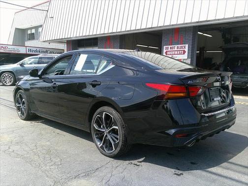 2023 Nissan Altima SR Intelligent AWD