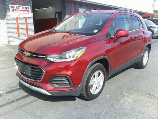 Cajun Red Tintcoat 2018 Chevrolet Trax LT