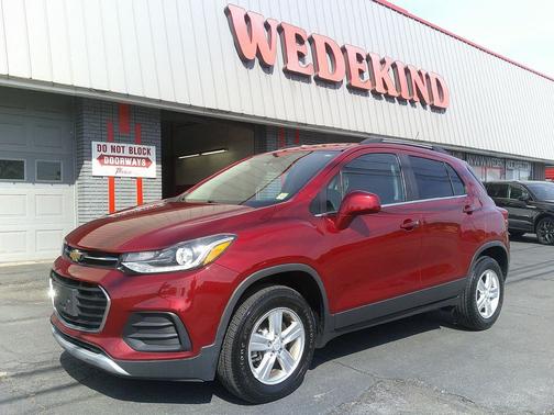 Cajun Red Tintcoat 2018 Chevrolet Trax LT
