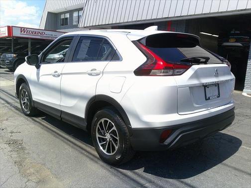 2022 Mitsubishi Eclipse Cross ES