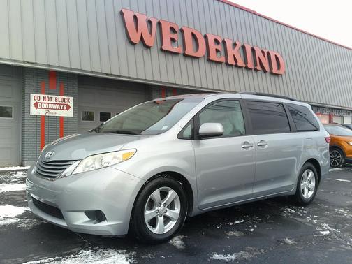 2015 Toyota Sienna 